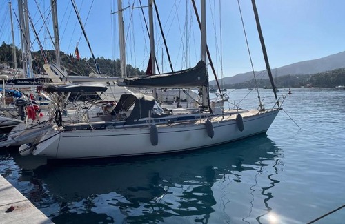 Poros Boat Rental | Boatlife at wonderful DAYA