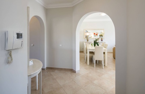 Atalaia Apartment | Boavista Golf luxurious 2 Bed/2Bath overlooks fairway,seaview,spa,2 pools,wifi