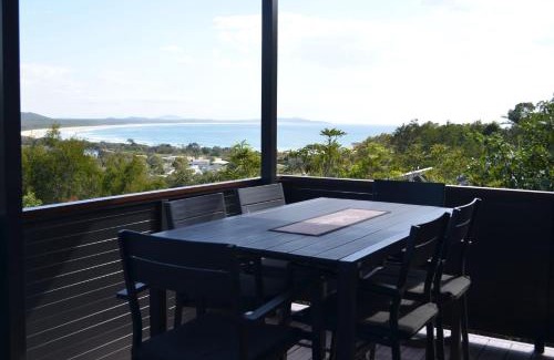 Crescent Head House | Bob's Shout Crescent Head NSW 2440