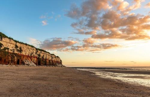Hunstanton House | Bobby Buoy - Uk41453
