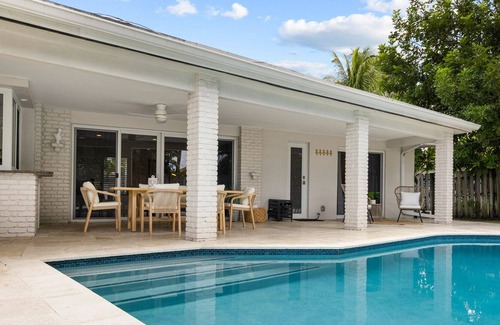Boca Square House | Boca Belle - Exquisite Beach Oasis - Heated Pool