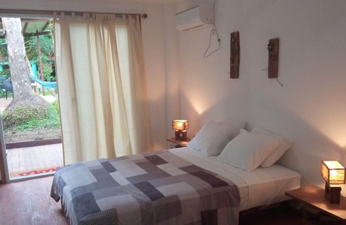 Big Creek Bed & Breakfast | Bocas del Toro, B&B Bocas del Toro, Hotel Bocas del Toro