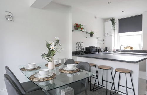 Llandudno Cottage | Bodafon View