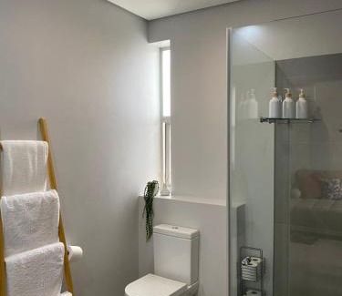 Paarl Apartment | Boerbok & Bloom