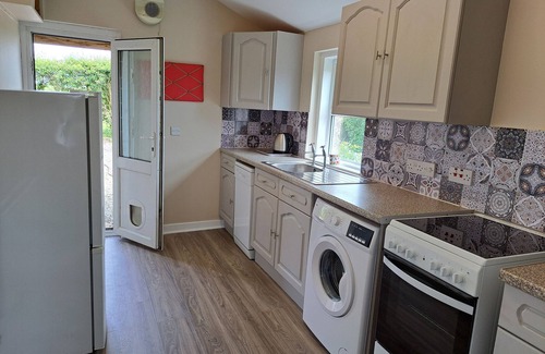 Canonbie Cottage | BOGRIE COTTAGE, family friendly, with hot tub in Gretna Green