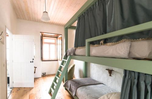 Baiona House | Bohemian Antique Guesthouse