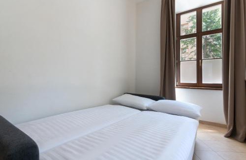 Prague 2 Apartment | Bohemian Dreams Apartments and Suites by Dwellfort
