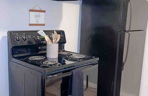 Florence Apartment | Bohemian Escape Steps away from DT 1/1