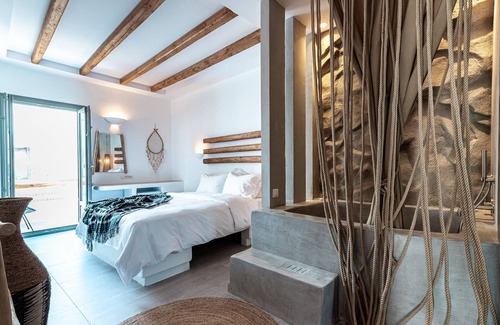 Naousa Hotel | Bohemian Luxury Boutique Hotel - Adults Only
