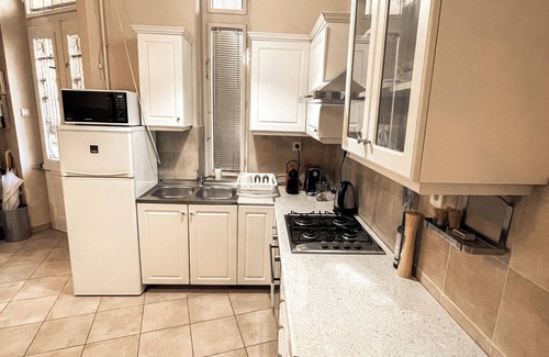 Szentimrevaros Apartment | Boho Apartments Central Buda clpse to Gellért Thermal Bath