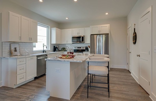 Whitebridge House | BOHO BLUES - NEAR THE NATIONS - MINS TO BROADWAY