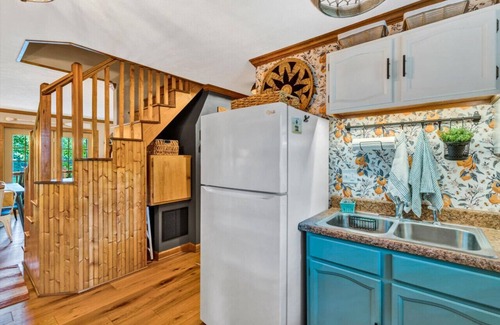High Point Apartment | Boho Bungalow - SML
