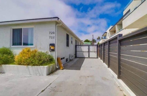 North Pacific Beach Apartment | Boho Bungalow Studio Walk to Beach