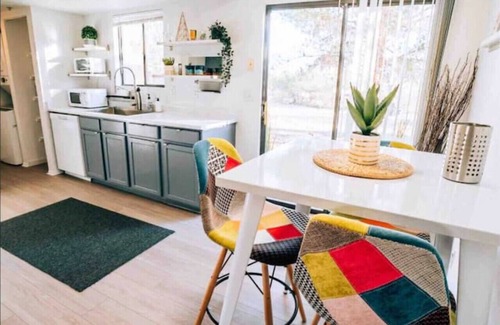 Clarkdale House | Boho Chic, Desert Views, Close to Scenic Train
