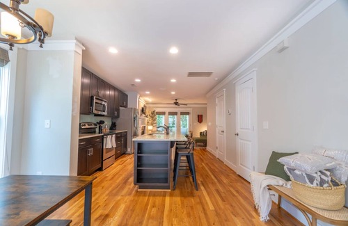 Davidson House | Boho Retreat Steps From Downtown Porch Parking