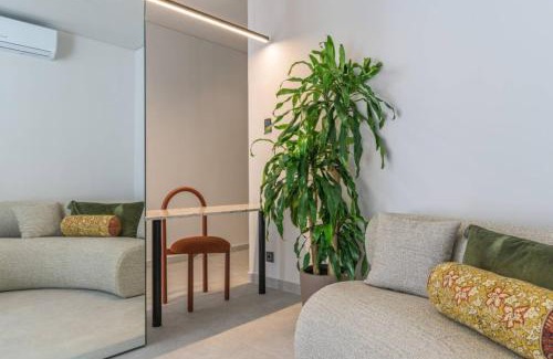 Beirut Apartment | BOHO Studio Wild Flowers in Mar Mikhael