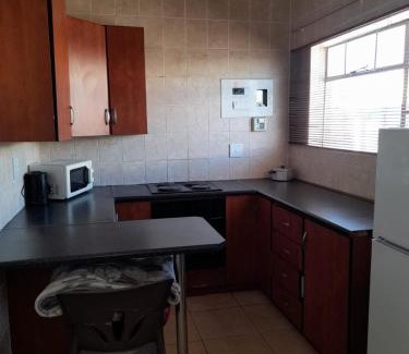 Potchefstroom House | Boiketlong Stay
