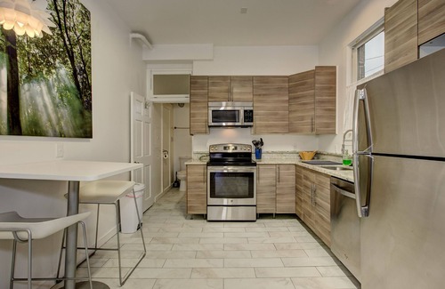North End Apartment | Boise-Downtown-historical-unique Arthouse 2