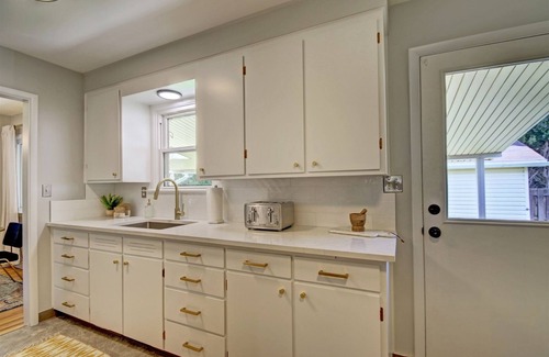 Morris Hill House | Boise Retreat Near Downtown 3 Bdrm Dog-Friendly