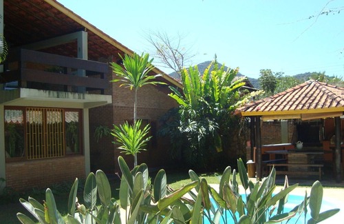 Guaeca House | Bold architectural design, swimming pool, terraces, kiosk 30 meters from the sea