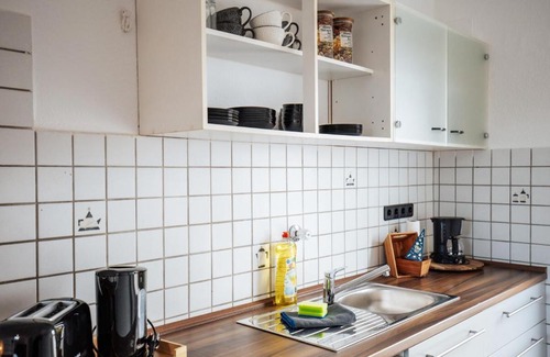 Heide Apartment | bold & black - balcony - Netflix - Wifi - 5 Person