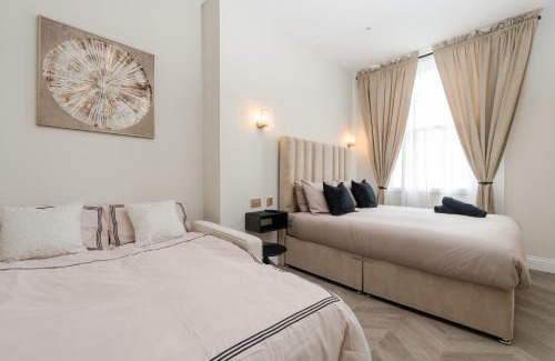 RopeWalks Apartment | Bold St Sofa Bed Kitchenette Steps To Sights