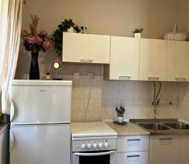 Loviste House | Bolero Guest House