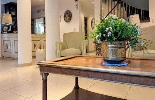 La Perla Hotel | Bologna Hotel Mar del Plata