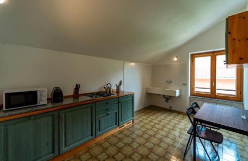 Perledo Apartment | Bologna House