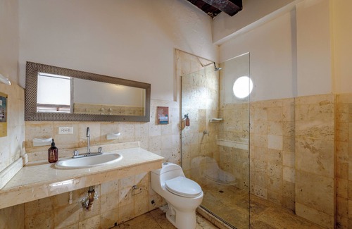 Cartagena Walled City Hotel | Bolola Hotel Boutique