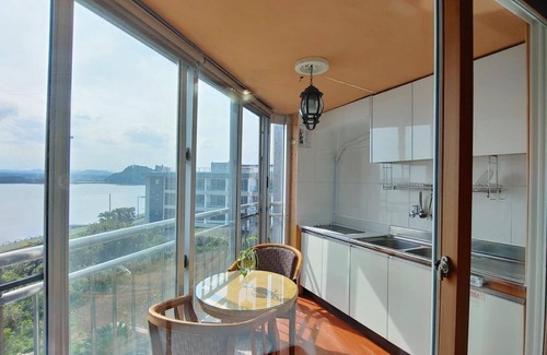 Seongsan House | Bomulsum