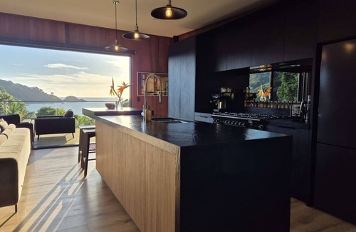 Tryphena House | Bonnydoon - On the Waterfront