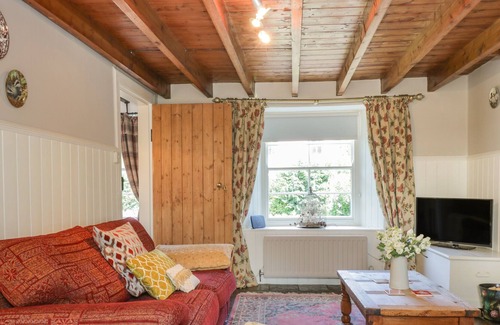 Berwick-upon-Tweed Cottage | BONALAY COTTAGE, pet friendly, character holiday cottage in Norham