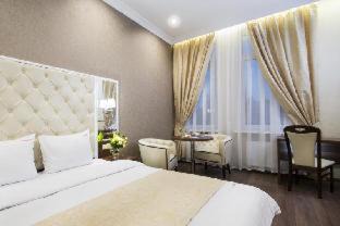Pechers'kyi District Hotel | BonApart Hotel by UHM