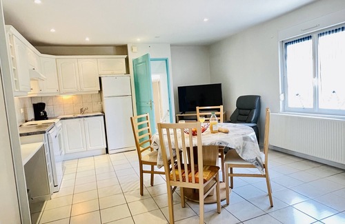 Forges-les-Bains Apartment | Bonaparte: Pleasant apartment 350 m from the thermal baths (parking)