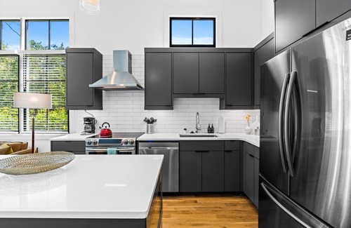 Virginia Highland Apartment | Bonaventure Furnished Apartments