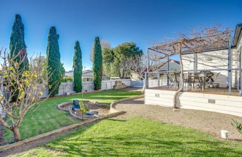 Port Elliot House | BONAVIVE Port Elliot - Luxury - Family - Township - No Linen Included