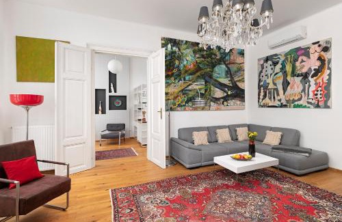 Palace District Apartment | BonBon Style Apartman Budapest