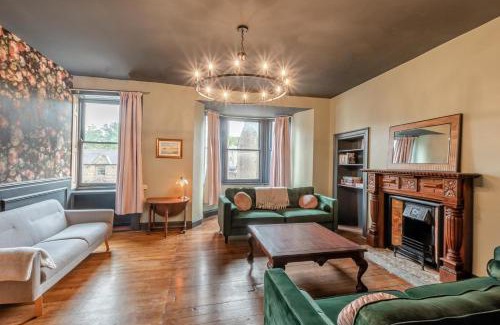 South Charlton House | Bondgate House