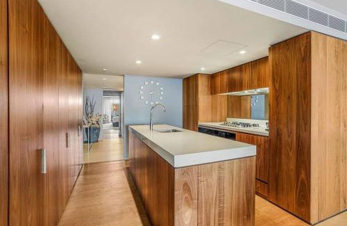 Bondi Beach Apartment | Bondi Beach House