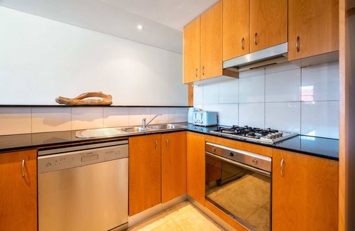 Bondi Apartment | Bondi Beach Lifestyle Living w Pool and Parking