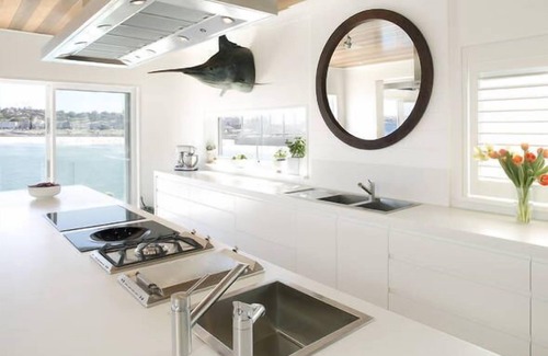 North Bondi Apartment | BONDI BEACH PENTHOUSE - absolute waterfront location!