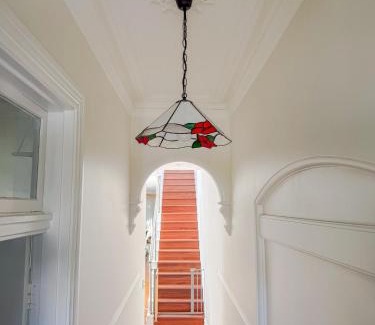 Bondi House | Bondi Bright Spacious Terrace House 2flr 3bed 2ba