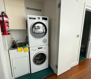 Bondi House | Bondi Bright Spacious Terrace House 2flr 3bed 2ba