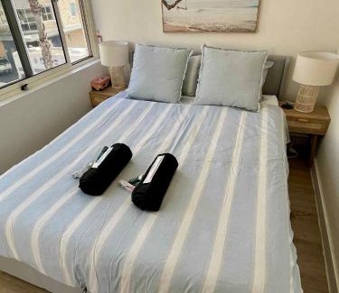 Bondi Beach Apartment | Bondi Ocean Views, Parking, 1 min to Beach