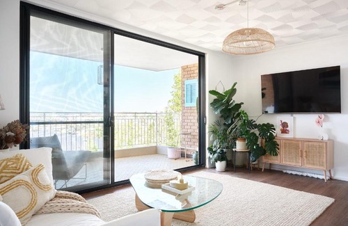 North Bondi Apartment | Bondi Oceanview Escape - Walk to beach