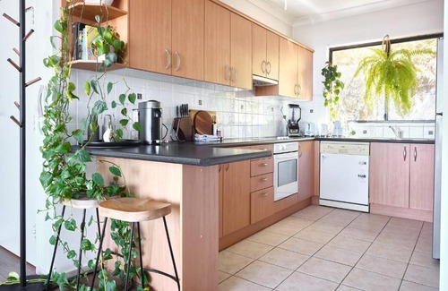 North Bondi Apartment | Bondi Oceanview Escape - Walk to beach