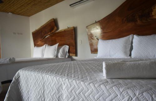 Quepos Hotel | Bonding Coffee Roaster Café & Hotel