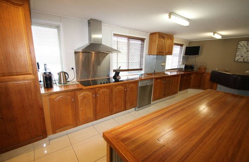 Bongaree House | Bongaree Beach House with Pool