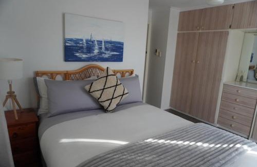Bongaree Apartment | Bongaree Getaway